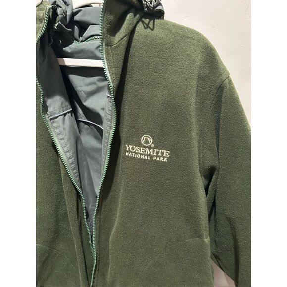 YOSEMITE NATIONAL PARK Reversible Hooded Jacket - Picture 12 of 14